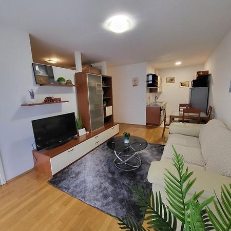 Apartment Tonci Vrbani Zagreb Exterior photo